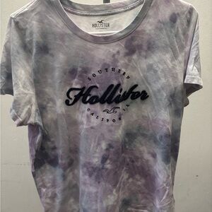 Hollister Purple and Gray Short Sleeve Gently worn T-Shirt